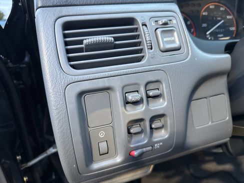Used 1998 Honda CR-V LX image 27