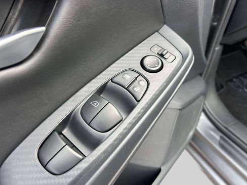 Certified 2025 Nissan Sentra SV FWD image 17