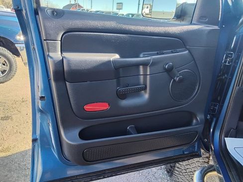 Used 2004 Dodge Ram 2500 Truck ST image 10