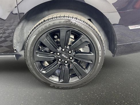 Used 2024 Lincoln Navigator L Reserve AWD/4WD image 34
