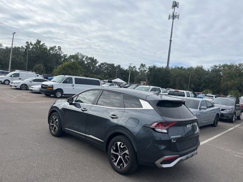 Used 2023 Kia Sportage EX image 8