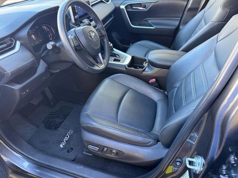 Used 2024 Toyota RAV4 XLE Premium image 11