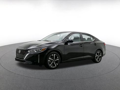 Used 2025 Nissan Sentra SV FWD image 3