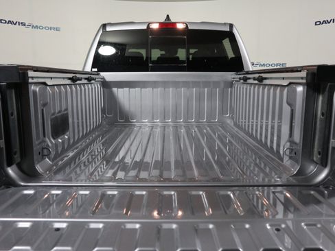 Used 2025 RAM 1500 Big Horn AWD/4WD image 8