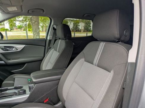 Used 2025 Chevrolet Blazer LT FWD image 14