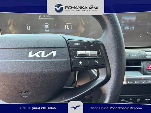Used 2025 Kia K4 FWD image 17