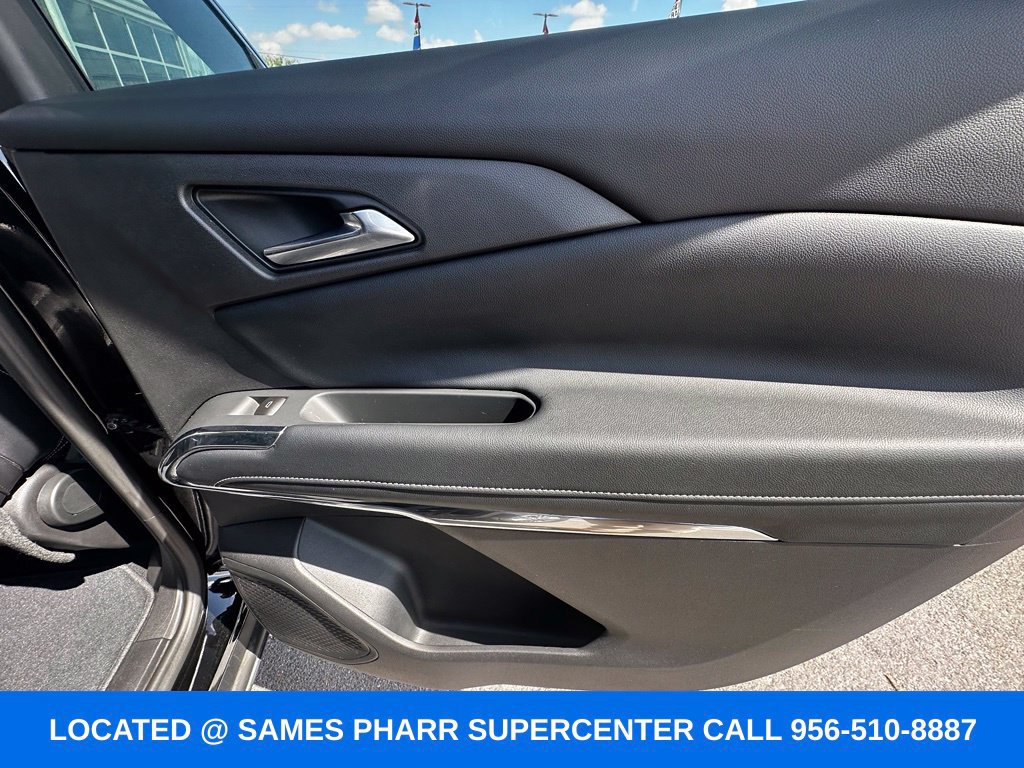 Used 2026 Chevrolet Traverse LT AWD/4WD image 30