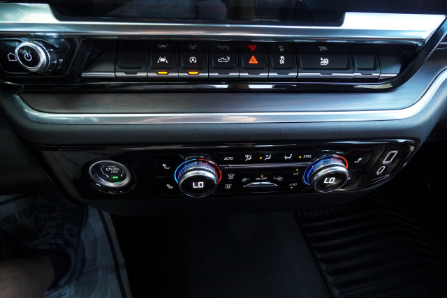 Used 2024 GMC Sierra 1500 SLT RWD image 22