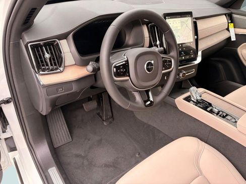 New 2026 Volvo XC90 B6 Plus AWD/4WD image 4