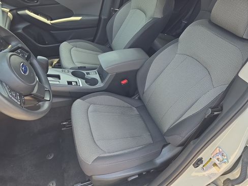 Used 2024 Subaru Crosstrek 2.0i Premium AWD/4WD image 14