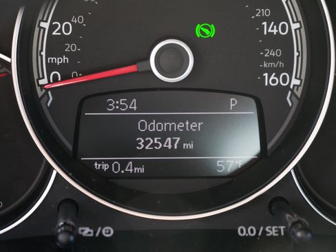 Used 2017 Volkswagen Beetle 1.8T S image 28