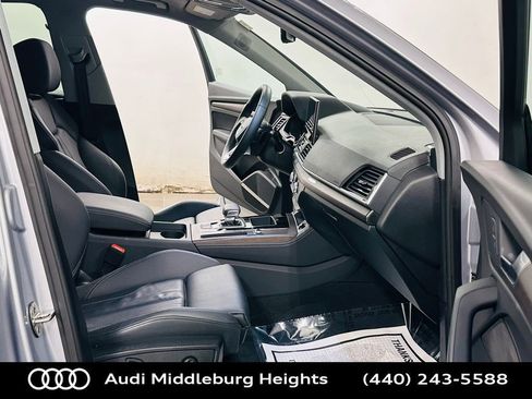 Certified 2024 Audi Q5 2.0T Premium Plus w/ Premium Plus Package image 10