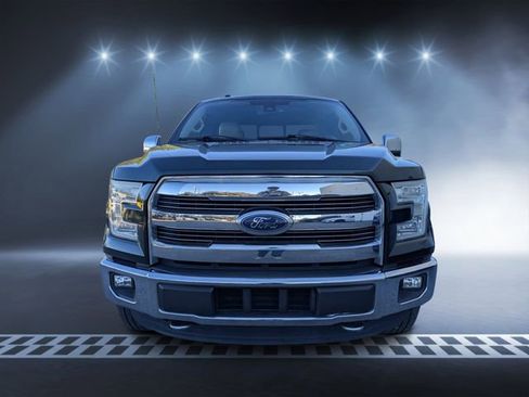 Used 2016 Ford F150 Lariat w/ Equipment Group 502A Luxury image 8