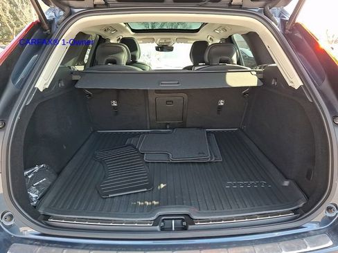 Certified 2023 Volvo XC60 B5 Plus image 27