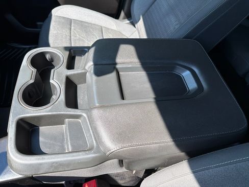 Used 2022 Chevrolet Silverado 1500 LT AWD/4WD image 20