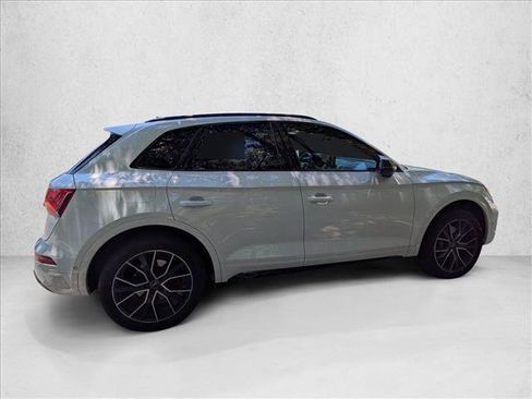 Used 2025 Audi SQ5 Prestige AWD/4WD image 4