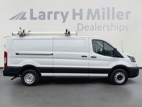 Used 2020 Ford Transit 250 Low Roof RWD image 6