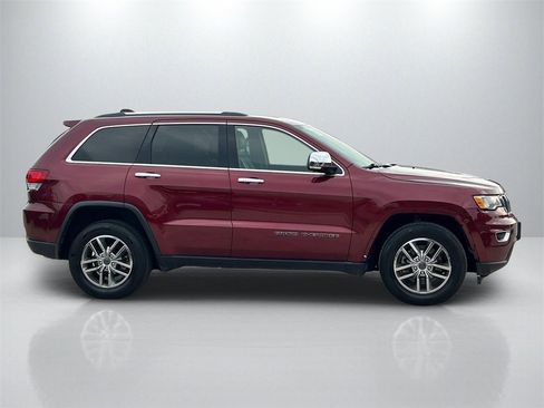 Used 2021 Jeep Grand Cherokee Limited w/ Luxury Group II image 4