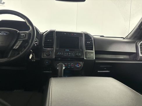 Used 2018 Ford F150 XLT w/ Equipment Group 302A Luxury image 22