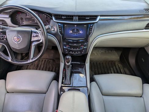 Used 2014 Cadillac XTS Luxury image 33