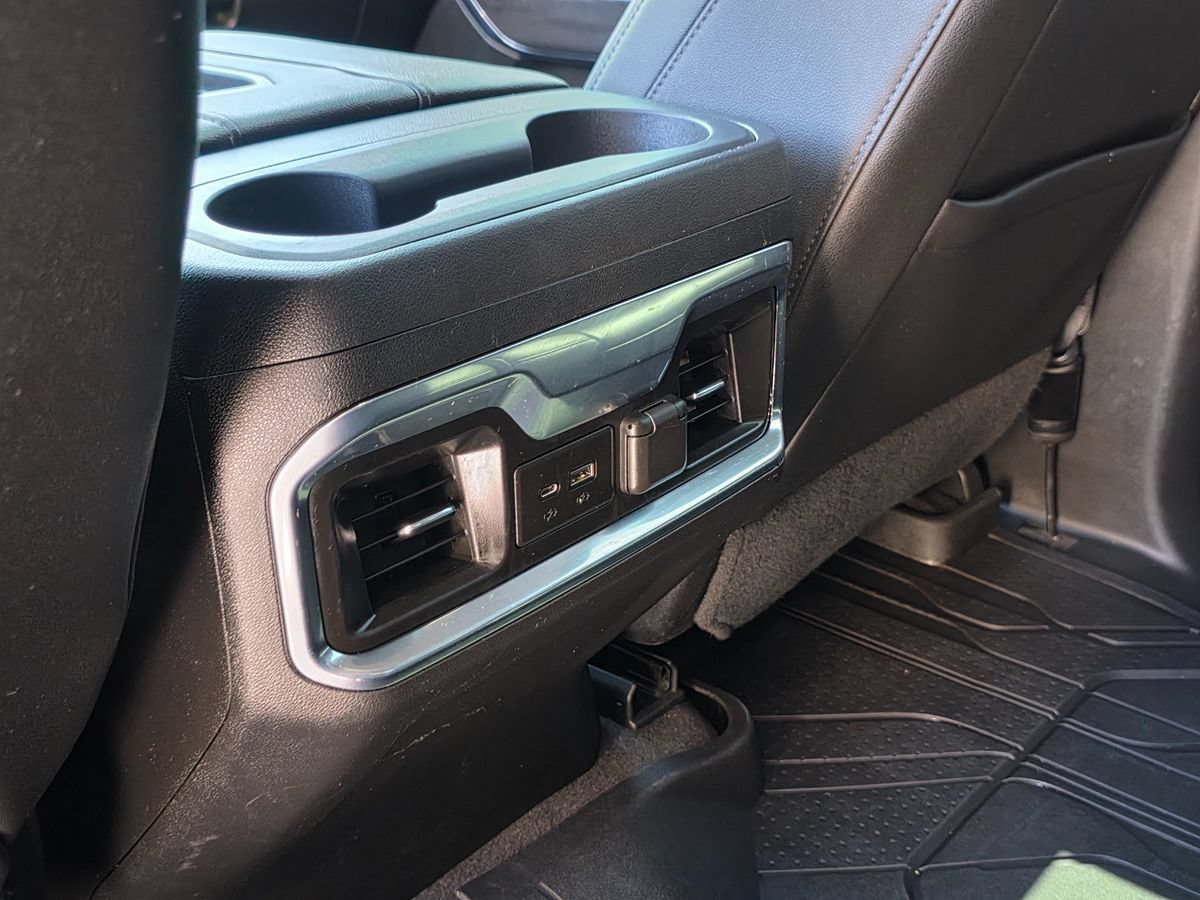 Used 2022 Chevrolet Silverado 3500 LTZ w/ LTZ Plus Package AWD/4WD image 27