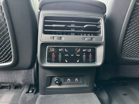 Certified 2023 Audi Q8 Premium Plus AWD/4WD image 19