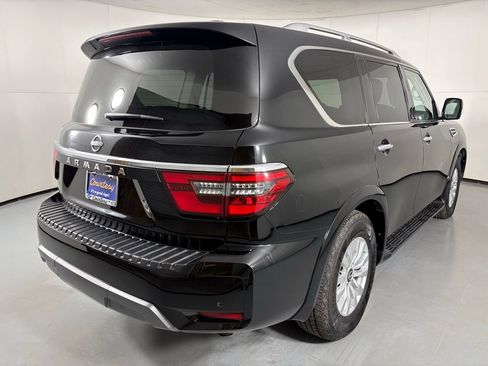 Used 2024 Nissan Armada SV AWD/4WD image 8