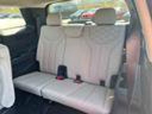 Used 2022 Hyundai Palisade Calligraphy image 16