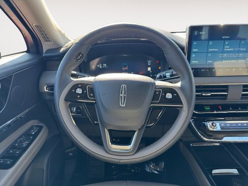 New 2026 Lincoln Corsair Reserve w/ Jet Appearance Package image 15