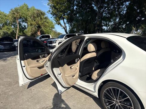 Used 2020 Mercedes-Benz C 300 Sedan w/ Premium Package image 13