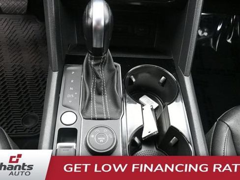 Used 2023 Volkswagen Atlas SE AWD/4WD image 17
