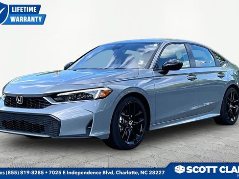 Used 2025 Honda Civic Sport image 3