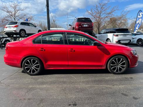 Used 2015 Volkswagen Jetta S image 7