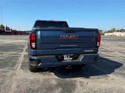 New 2026 GMC Sierra 1500 Elevation image 7