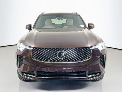 New 2026 Volvo XC90 B5 Plus w/ Protection Package Premier image 2