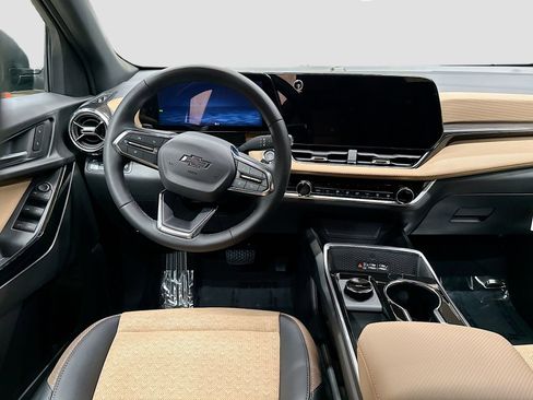 New 2026 Chevrolet Equinox ACTIV w/ Safety and Technology Package AWD/4WD image 25