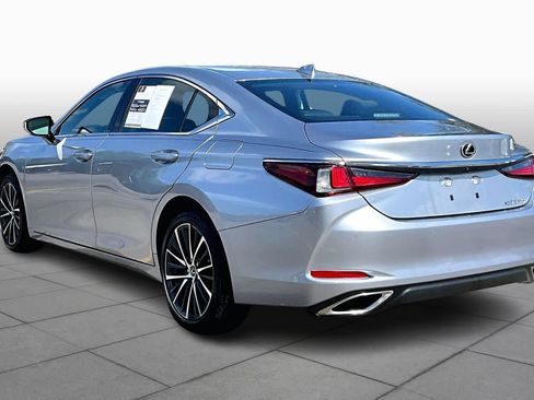 Used 2024 Lexus ES 350 w/ Premium Package image 12