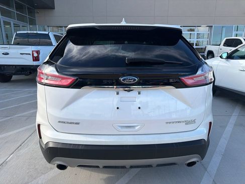 Used 2019 Ford Edge Titanium w/ Equipment Group 301A FWD image 5