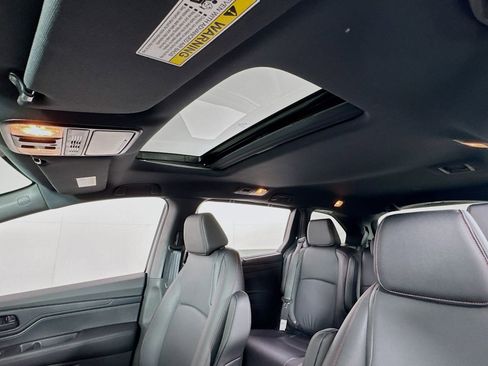 Certified 2026 Honda Odyssey Sport-L image 15