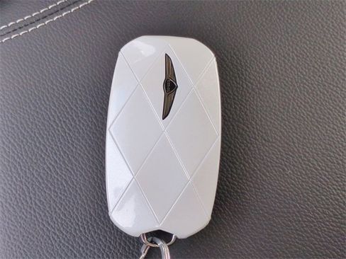 New 2026 Genesis G70 2.5T image 28