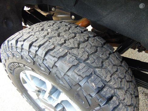 Used 2021 GMC Sierra 3500 SLT w/ SLT Convenience Package image 54