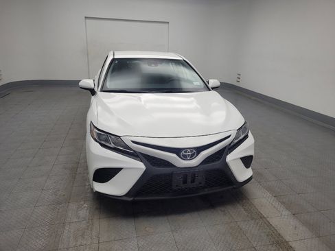 Used 2019 Toyota Camry SE w/ Protection Package (Q2) image 14