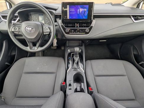 Used 2024 Toyota Corolla LE image 9