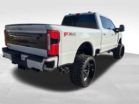Used 2026 Ford F250 Platinum AWD/4WD image 17