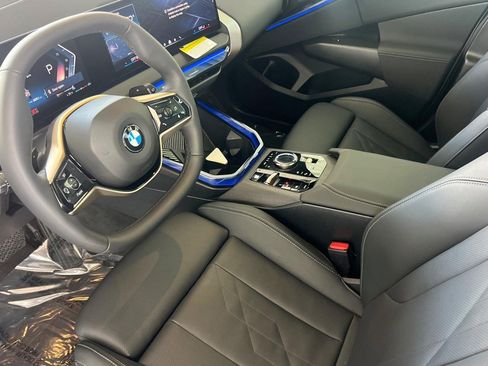 Used 2025 BMW X3 xDrive30 w/ Premium Package AWD/4WD image 4