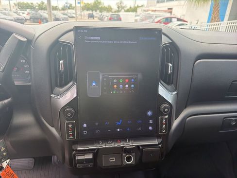 Used 2020 Chevrolet Silverado 1500 Custom Trail Boss w/ Custom Convenience Package AWD/4WD image 22