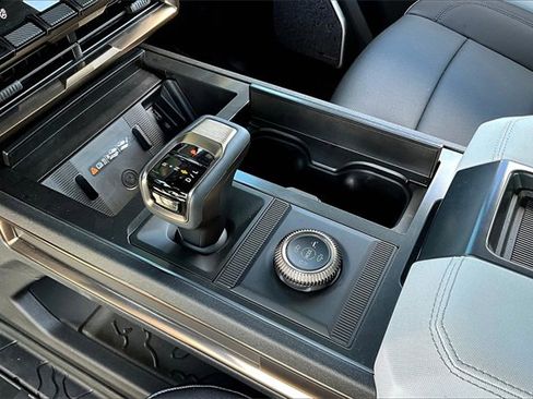 New 2025 GMC Hummer EV 3X image 8