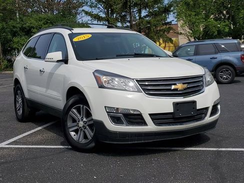 Used 2015 Chevrolet Traverse LT AWD/4WD image 31
