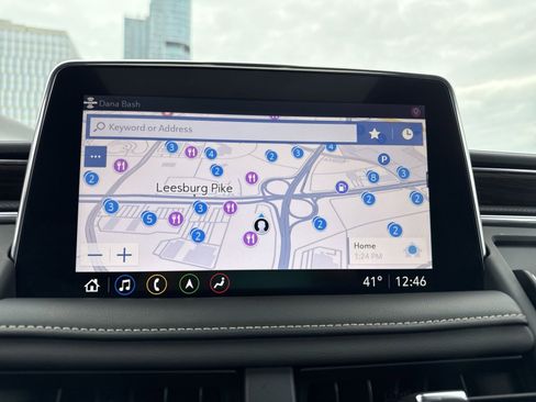 Used 2021 Chevrolet Suburban Premier w/ Premium Package image 20