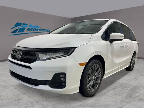 New 2026 Honda Odyssey Touring image 1